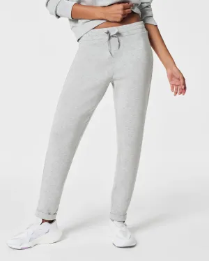 AirEssentials Tapered Pant - Heather Grey