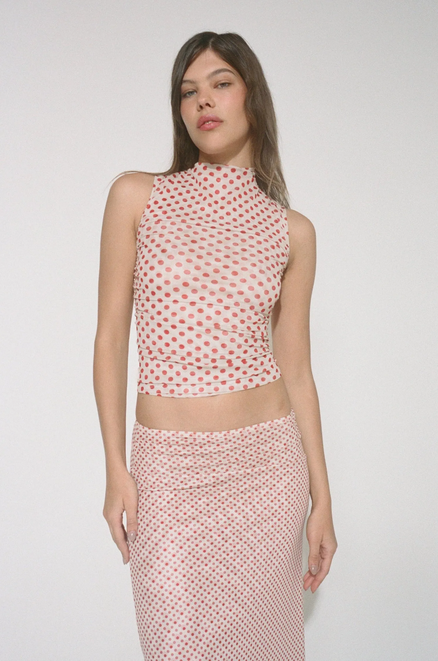 CAM TOP - WHITE POLKA DOT