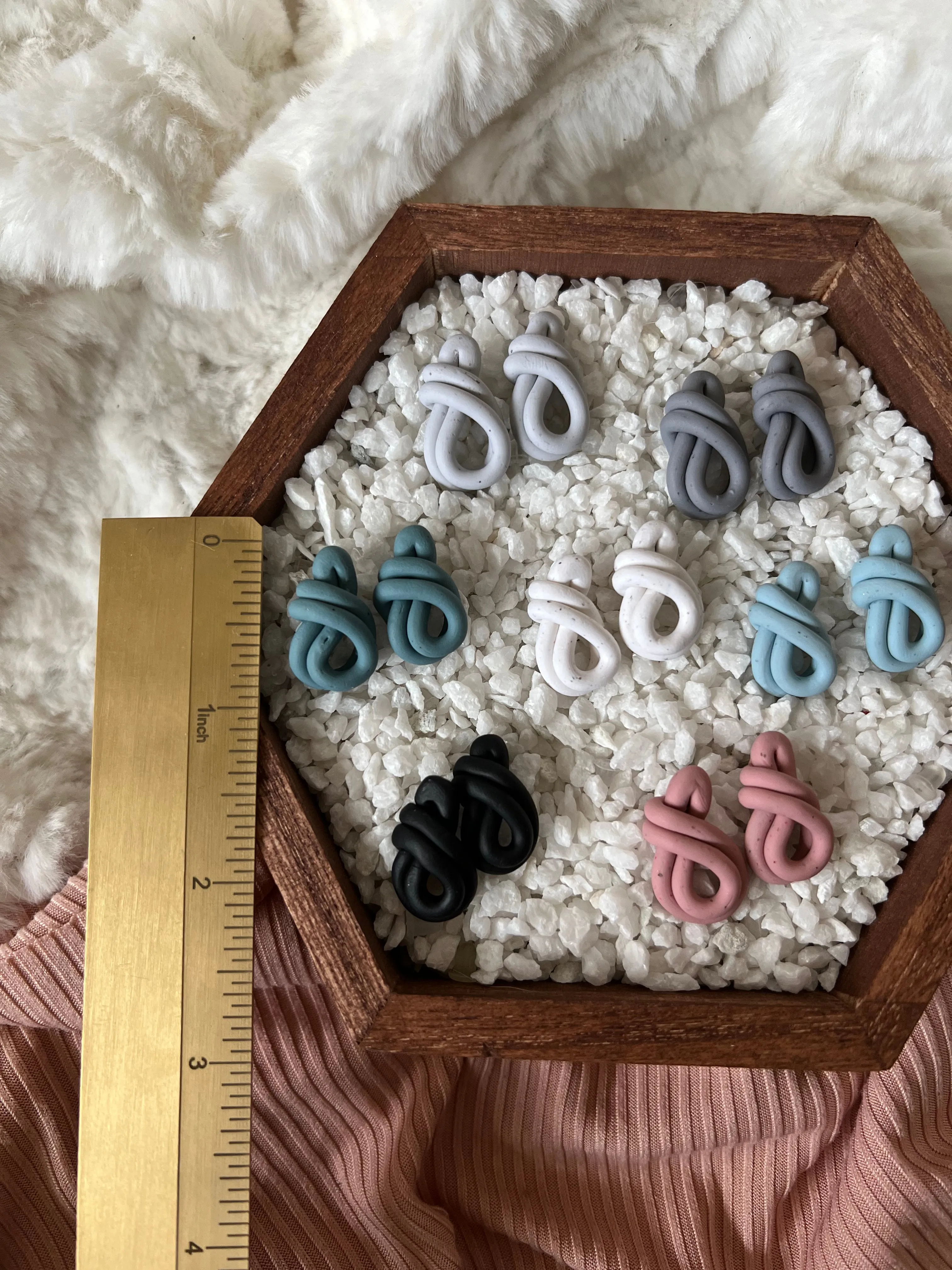 Figure Eight Sandstone Stud Earrings