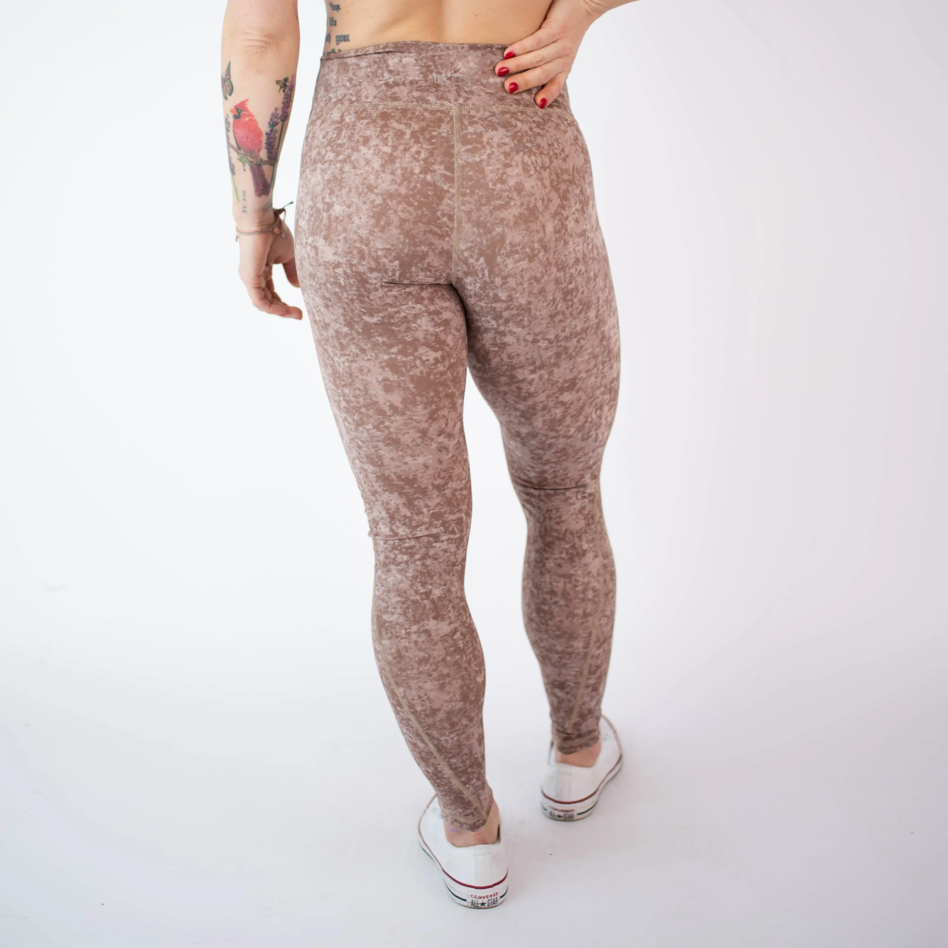 FLEO Apex 25" Micro Tan Leggings (Bounce)