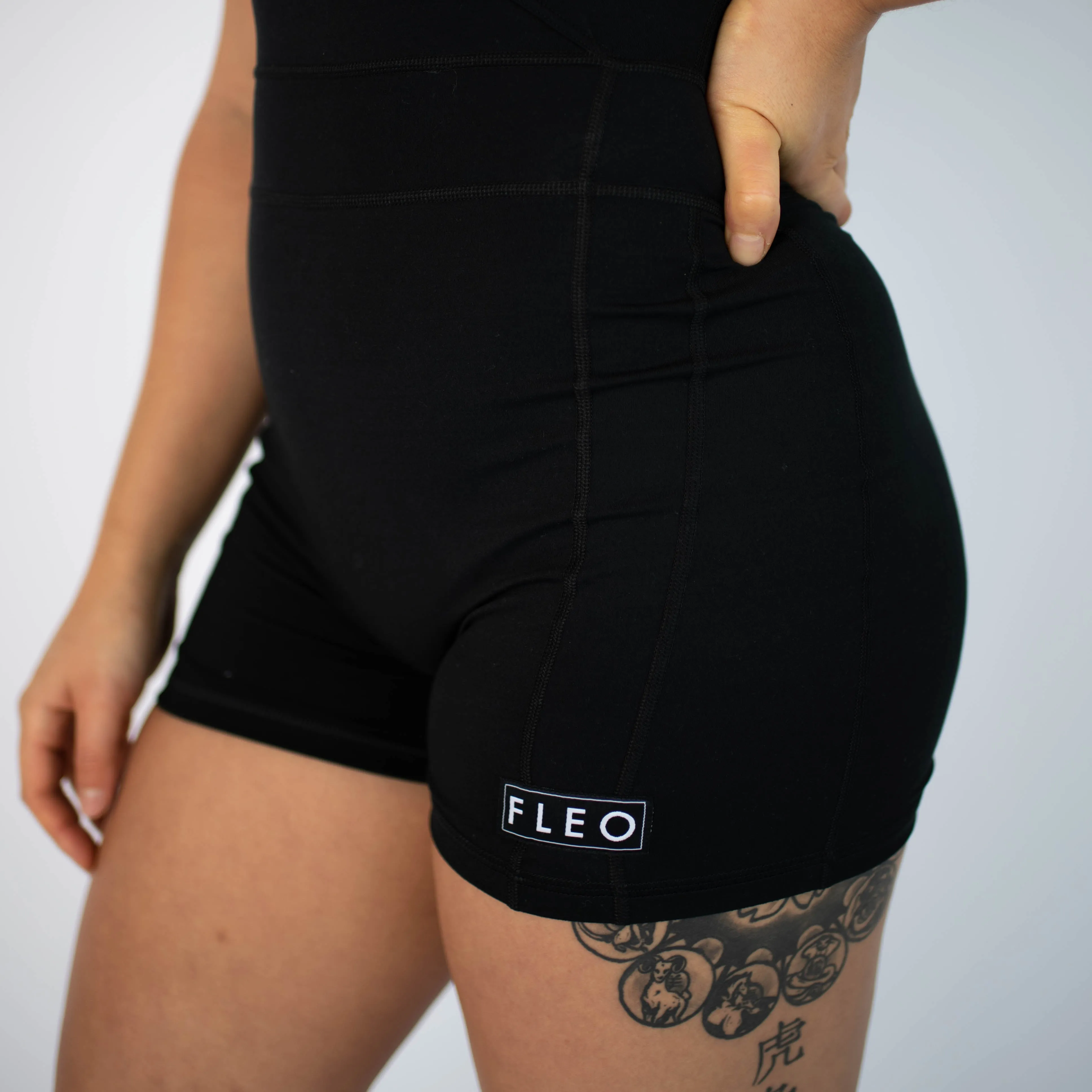 FLEO Singlet (Black)