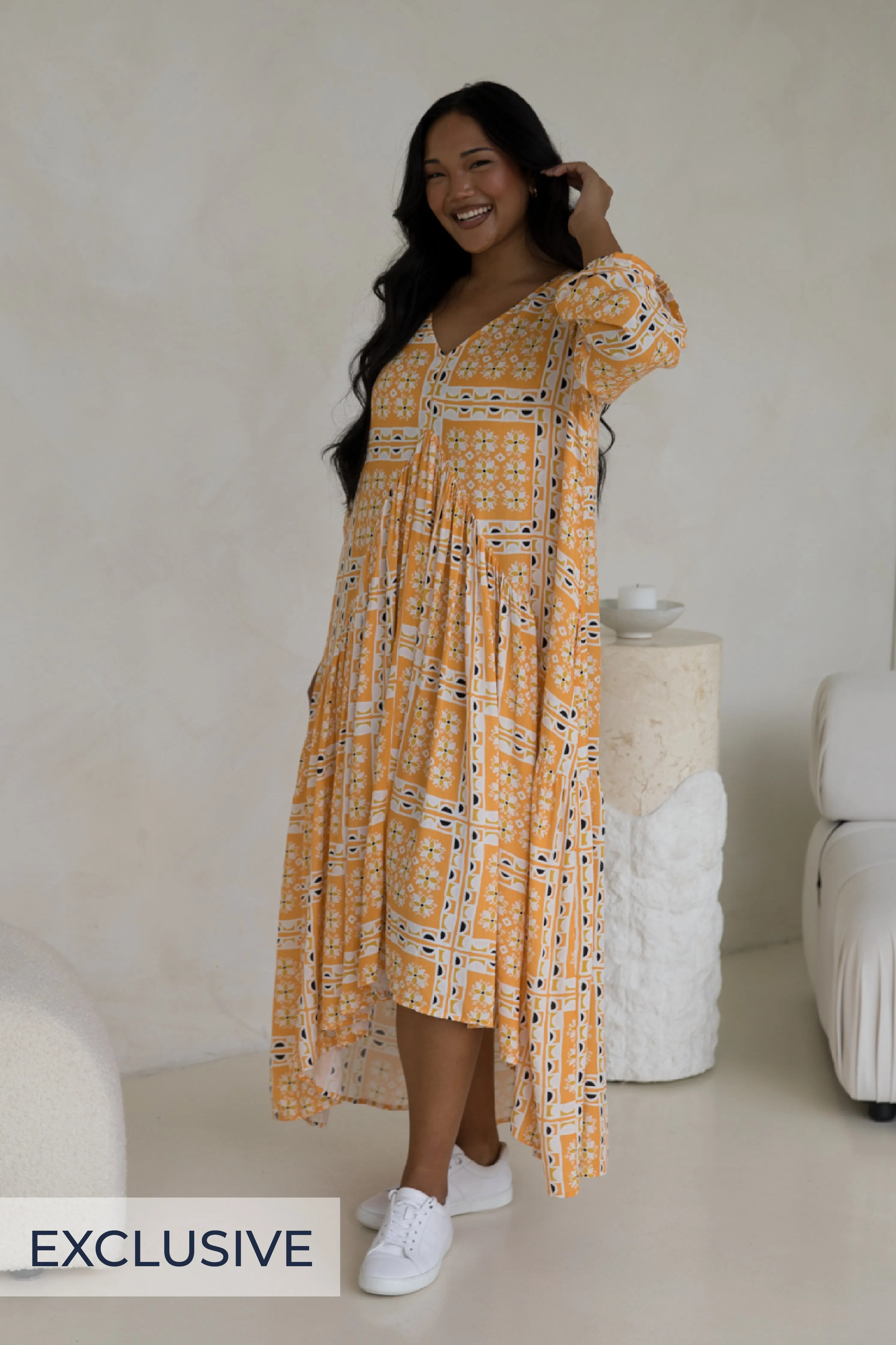 Long Sleeve Peak Maxi Dress | Trella