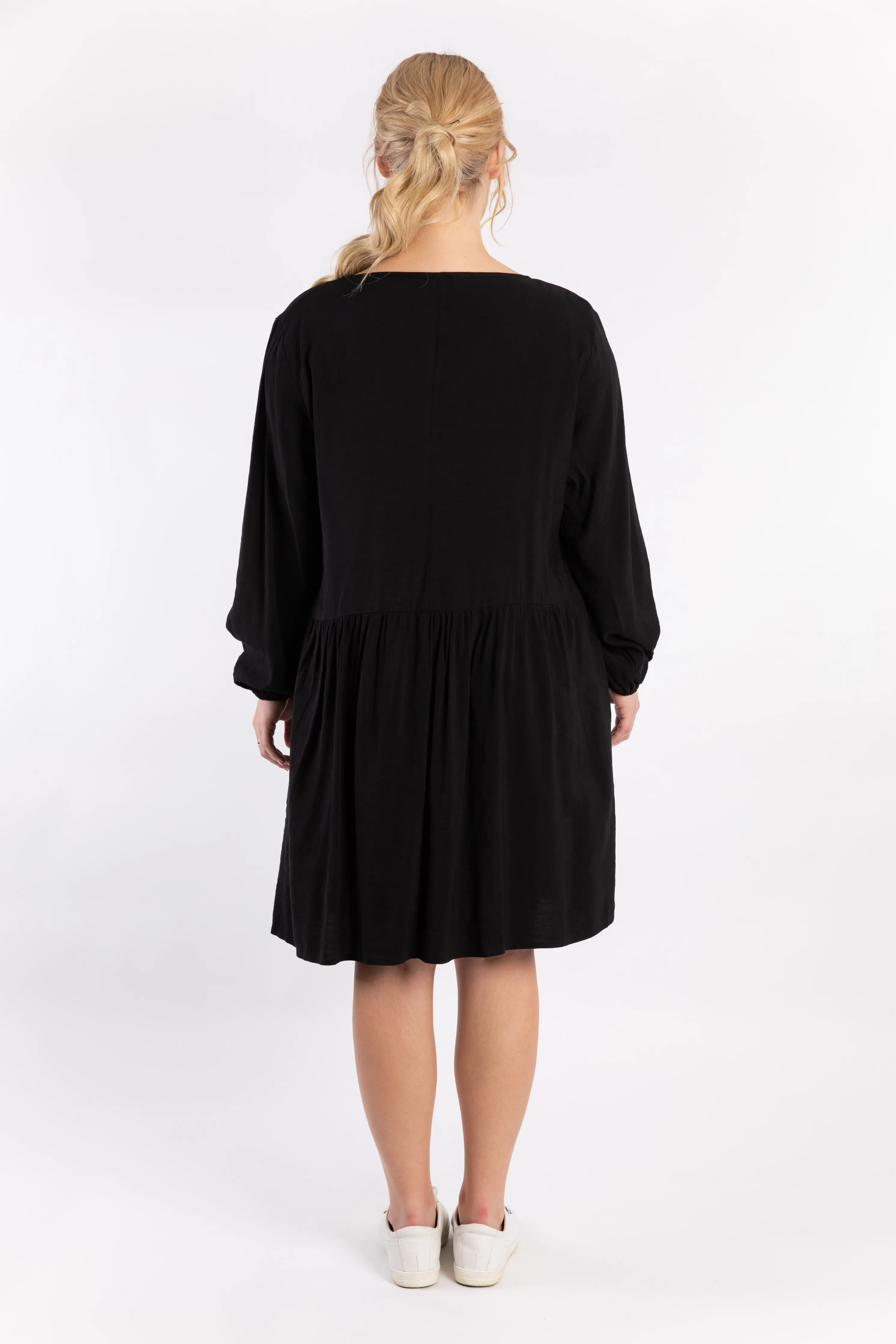 Long Sleeve Tie Front Midi Dress | Black | FINAL SALE