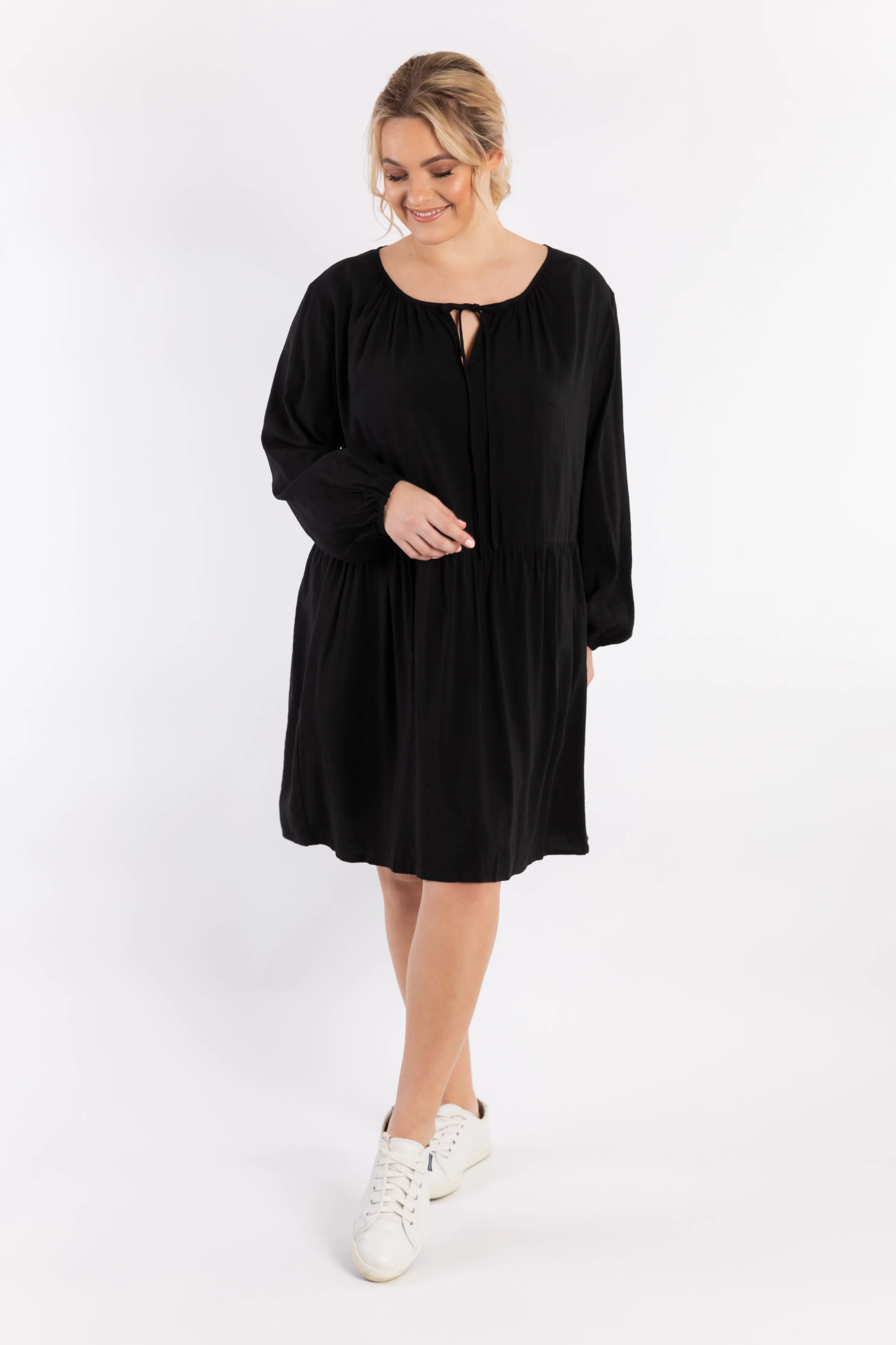 Long Sleeve Tie Front Midi Dress | Black | FINAL SALE