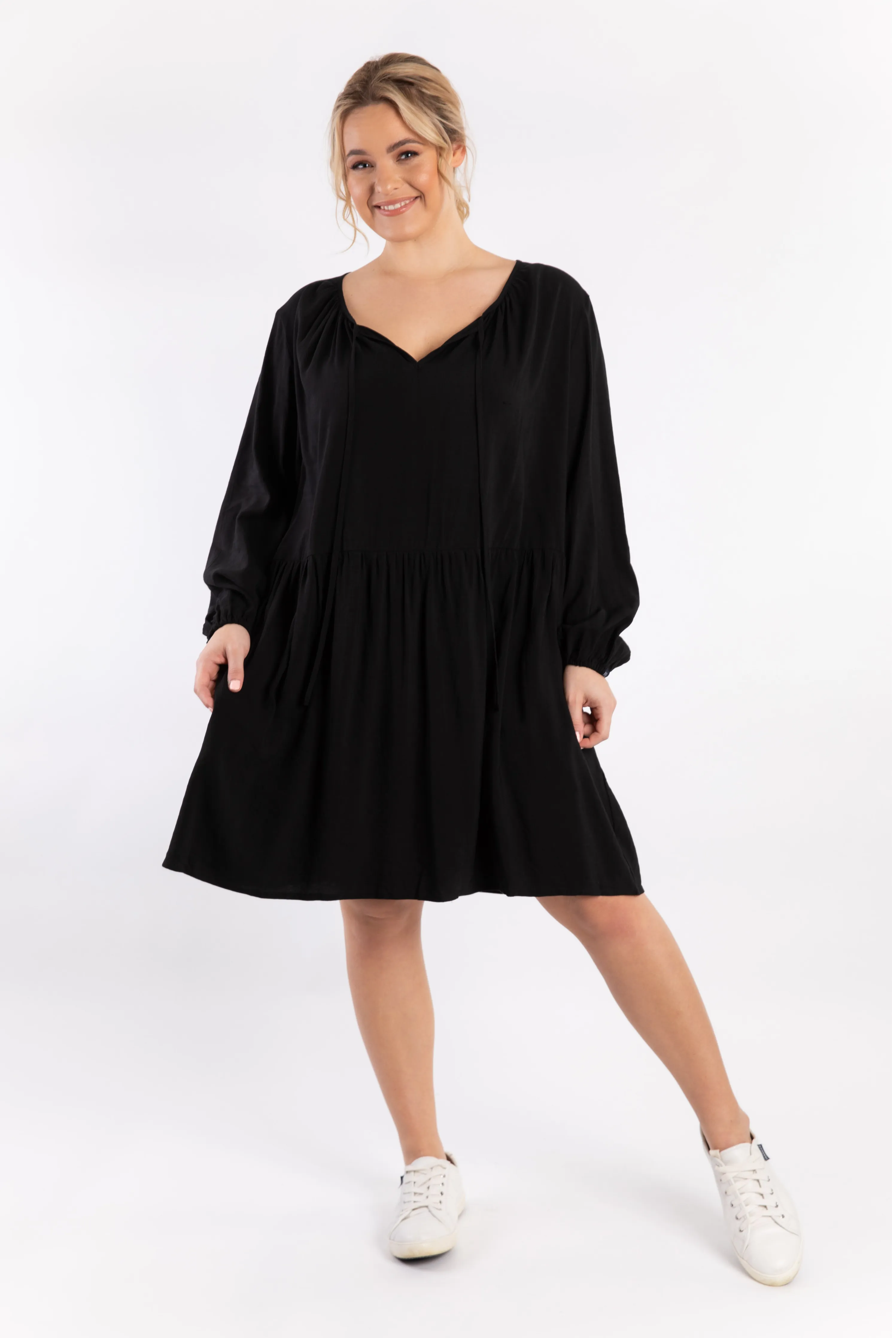 Long Sleeve Tie Front Midi Dress | Black | FINAL SALE