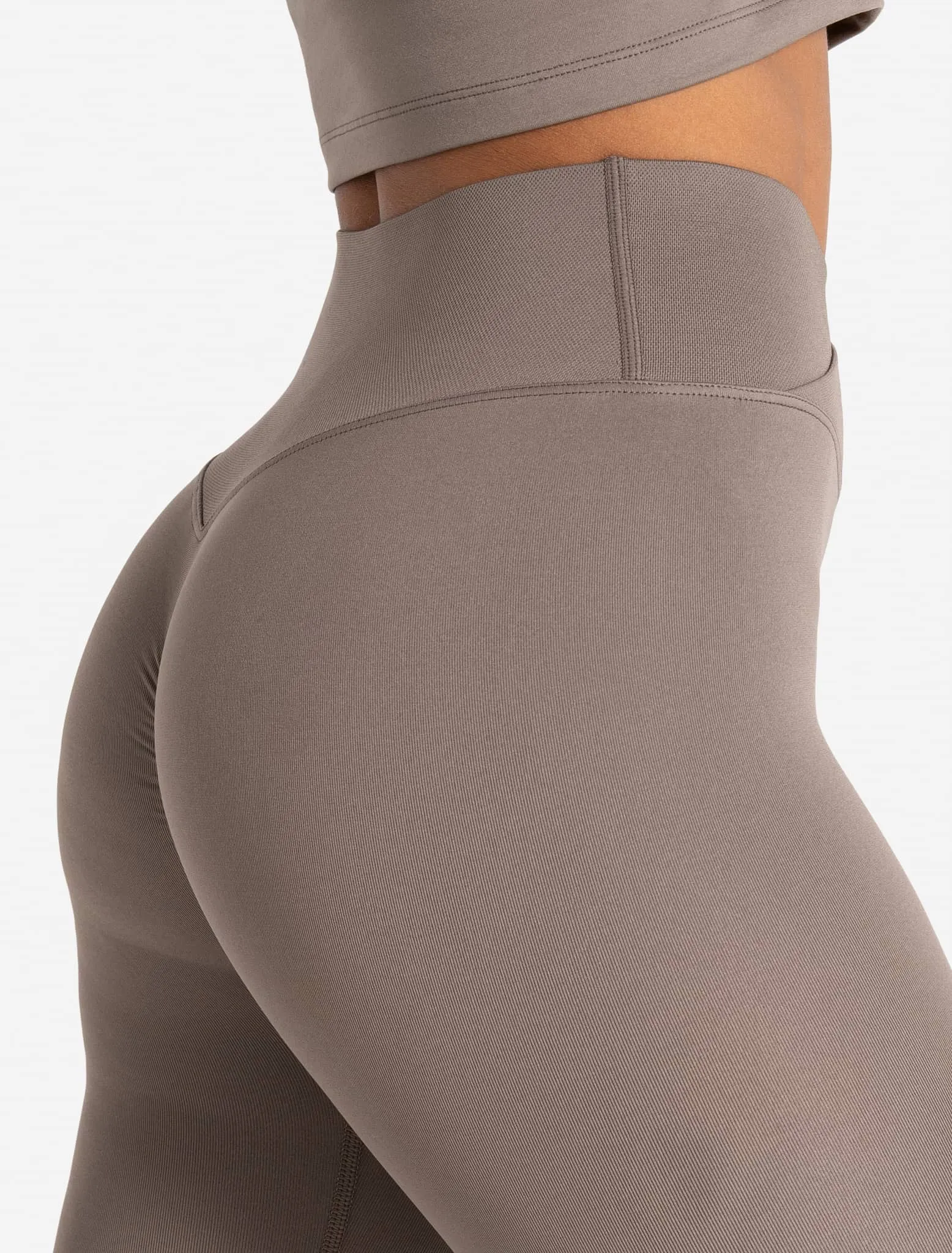 Sculpt Seamless Scrunch Leggings - Taupe