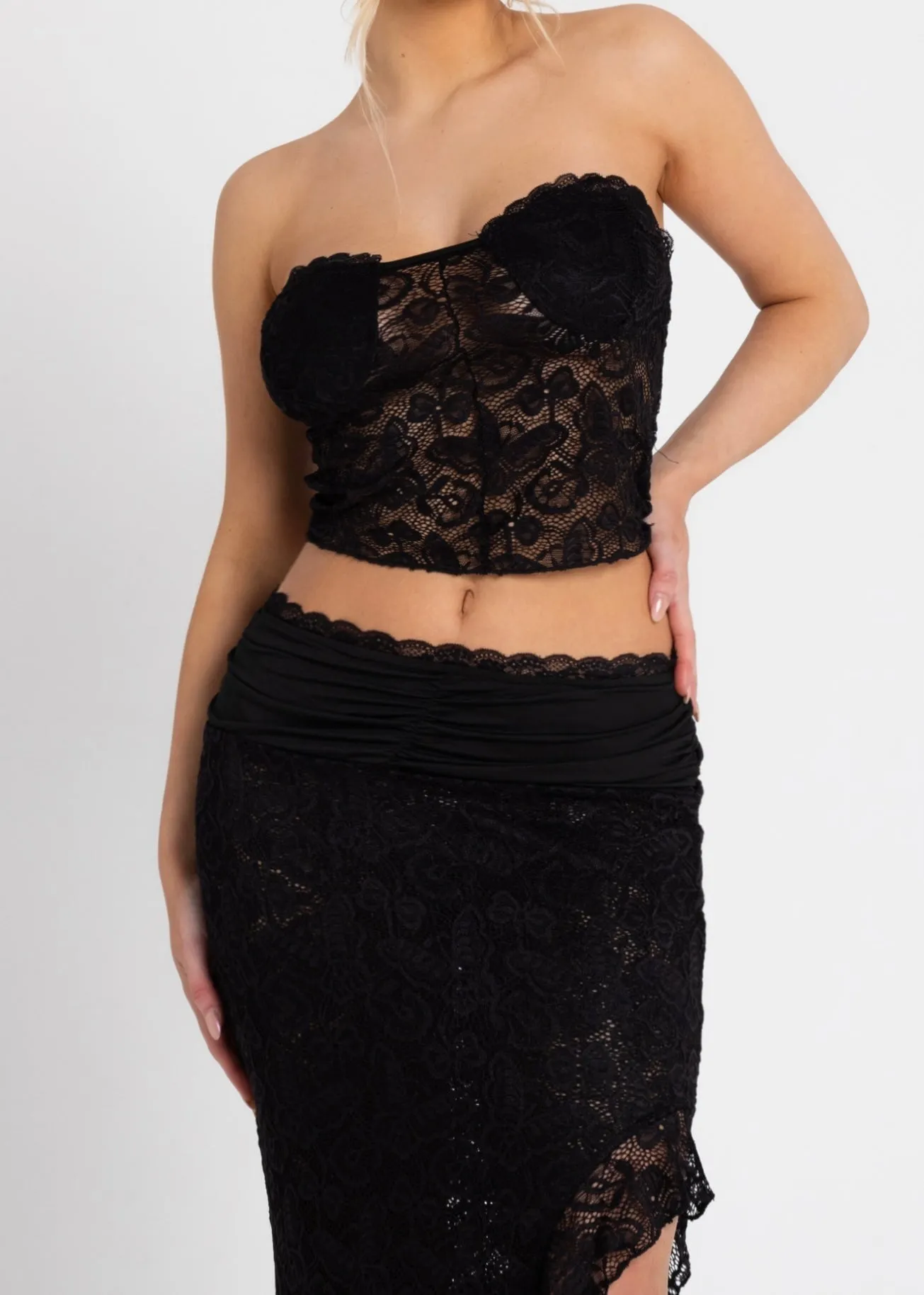 THE REI LACE MAXI SET